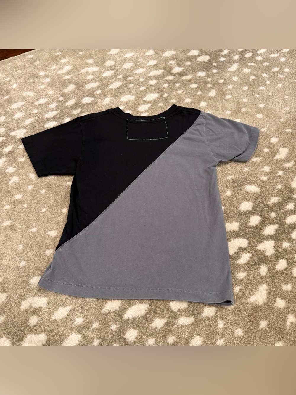 Boys Bundle (3) Aviator Nation Kids' Grey Graphic Tees. Size 6 - Picture 3 of 11